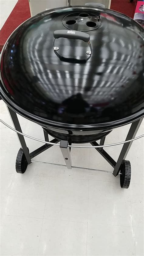 The Ranch Kettle Charcoal Grill from Weber is the life of the party with 1104 square inches of cooking space for cooking up to 40 pounds of food at once. . Used weber ranch kettle for sale